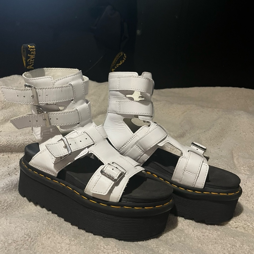 DR MARTENS giavanna platform